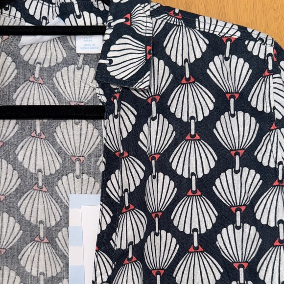 Shell Pattern Button Up - Picture 2 of 5